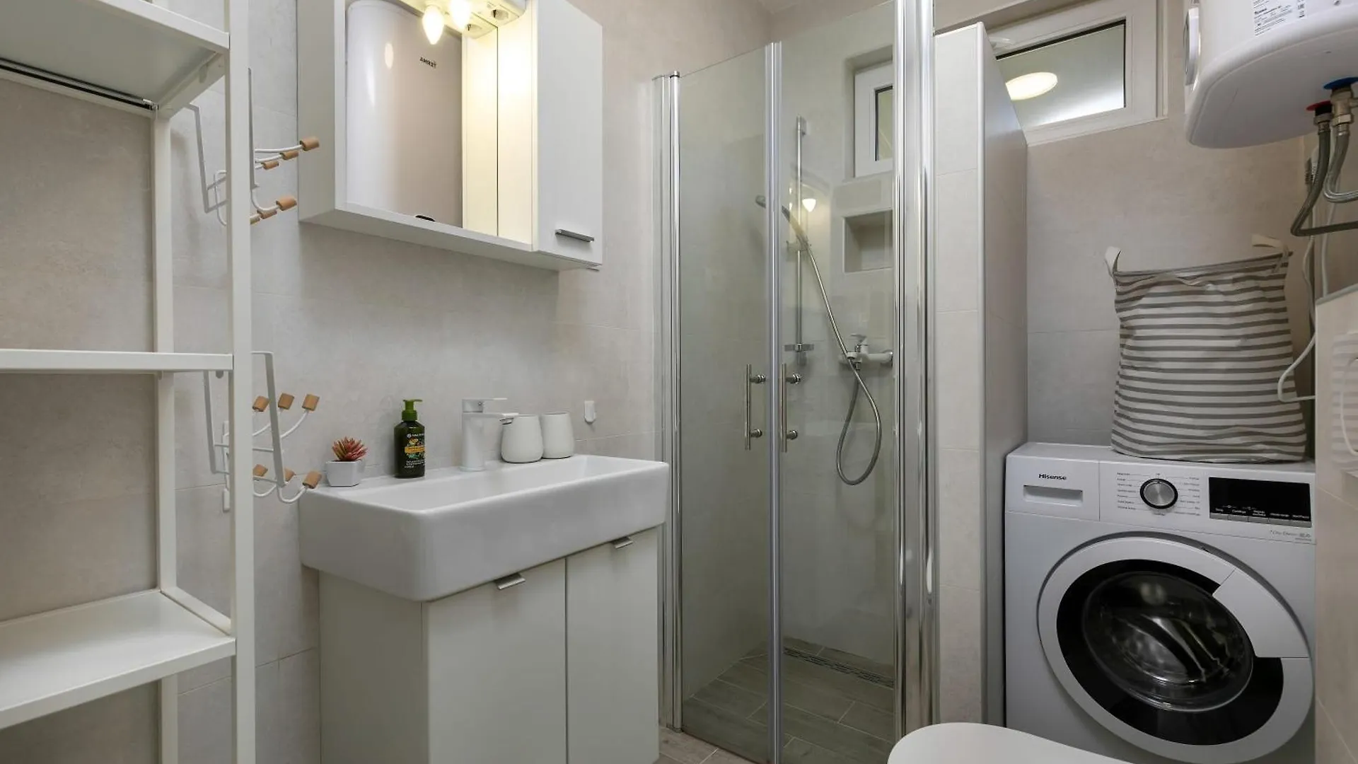 Two-Bedroom App 'Castegner' With Garden & Free Parking Pula 0*,  Croatia