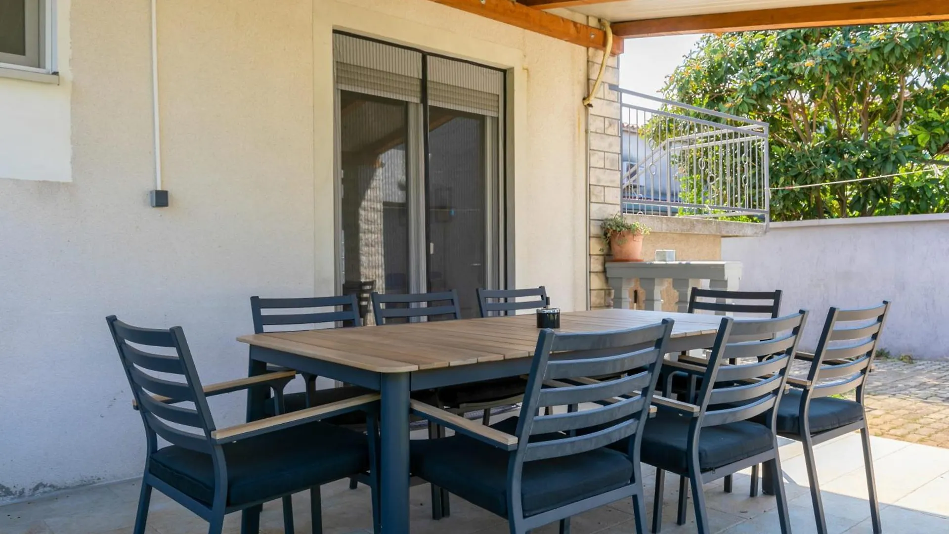 Two-Bedroom App 'Castegner' With Garden & Free Parking Pula